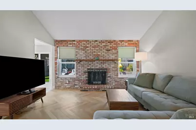 5033 Brittany Drive, Fairfield, CA 94534 - Photo 8