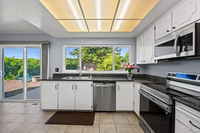 4404 Hollingsworth Circle, Rohnert Park, CA 94928 - Photo 14
