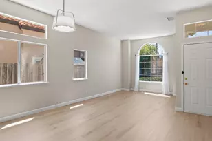 355 Sun Valley Way, Vacaville, CA 95688 - Photo 4