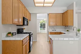 355 Sun Valley Way, Vacaville, CA 95688 - Photo 18