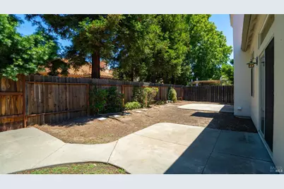 355 Sun Valley Way, Vacaville, CA 95688 - Photo 34