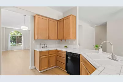 355 Sun Valley Way, Vacaville, CA 95688 - Photo 16