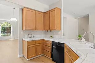 355 Sun Valley Way, Vacaville, CA 95688 - Photo 16