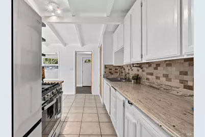 155 Los Altos Place, American Canyon, CA 94503 - Photo 10