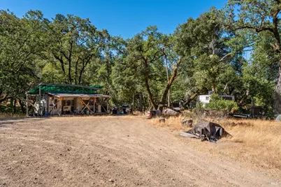 24051 Fig Tree Lane, Yorkville, CA 95494 - Photo 4