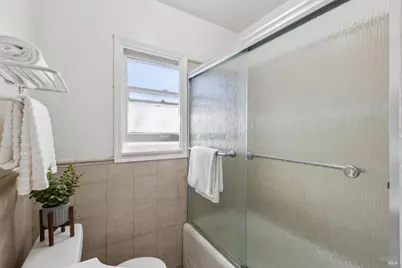 539 Randolph Street, Napa, CA 94559 - Photo 26