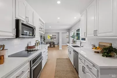 34 Devonshire Drive, Novato, CA 94947 - Photo 16