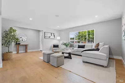 34 Devonshire Drive, Novato, CA 94947 - Photo 6