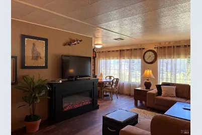 313 San Sebastian Drive, Novato, CA 94949 - Photo 6