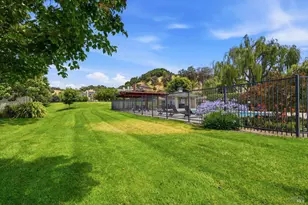 46 Wharf Cir, San Rafael, CA 94903 - Photo 18