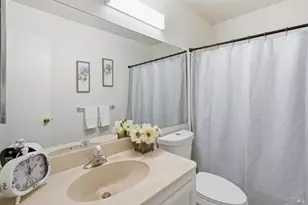 46 Wharf Cir, San Rafael, CA 94903 - Photo 14