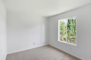 8460 Lancaster Dr, Rohnert Park, CA 94928 - Photo 32
