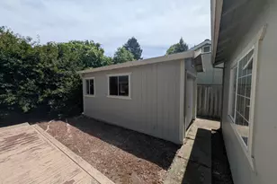 8460 Lancaster Dr, Rohnert Park, CA 94928 - Photo 40