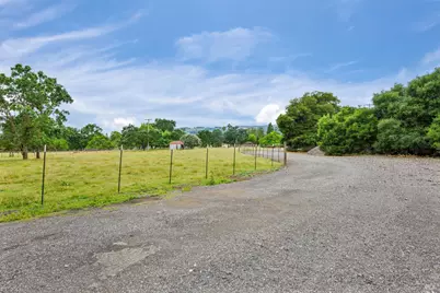 18775 Arnold Drive, Sonoma, CA 95476 - Photo 2