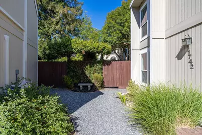 1742 Mission Boulevard, Santa Rosa, CA 95409 - Photo 2