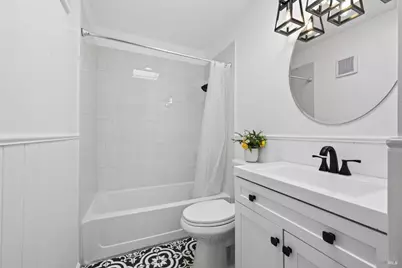 1742 Mission Boulevard, Santa Rosa, CA 95409 - Photo 12