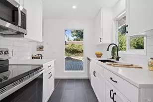 1742 Mission Blvd, Santa Rosa, CA 95409 - Photo 10