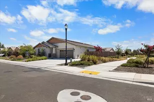 625 Wildflower Ln, Dixon, CA 95620 - Photo 1
