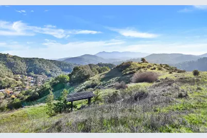 615 Oak Manor Drive, Fairfax, CA 94930 - Photo 52
