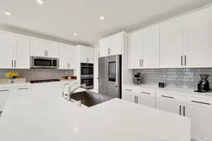 700 Moonlight Ct, Dixon, CA 95620 - Photo 32