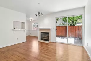 138 Altamont Ct, Fairfield, CA 94534 - Photo 10