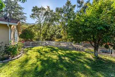 261 Crestview Drive, Ukiah, CA 95482 - Photo 16