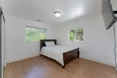 261 Crestview Drive, Ukiah, CA 95482 - Photo 12