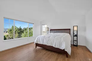1073 Warren Dr, Petaluma, CA 94952 - Photo 14