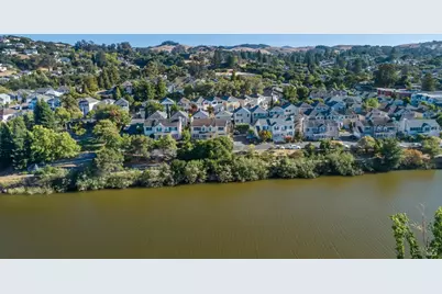 1073 Warren Drive, Petaluma, CA 94952 - Photo 48