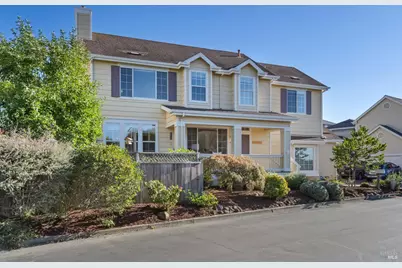 1073 Warren Drive, Petaluma, CA 94952 - Photo 32