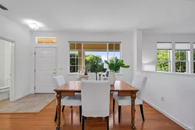 1073 Warren Drive, Petaluma, CA 94952 - Photo 6
