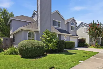 195 Ignacio Valley Circle, Novato, CA 94949 - Photo 2