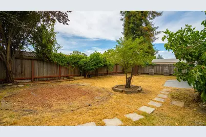 304 S McDowell Boulevard, Petaluma, CA 94954 - Photo 32