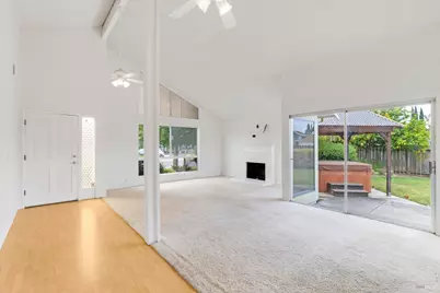 1018 Woodlark Court, Suisun City, CA 94585 - Photo 12