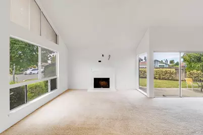 1018 Woodlark Court, Suisun City, CA 94585 - Photo 8