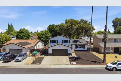 206 Millbrook Way, Vacaville, CA 95687 - Photo 2