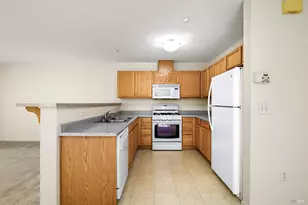 26 Mather Ct, Novato, CA 94949 - Photo 10