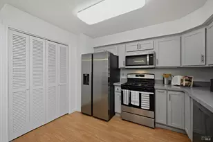212 Julie Pl, Napa, CA 94558 - Photo 8