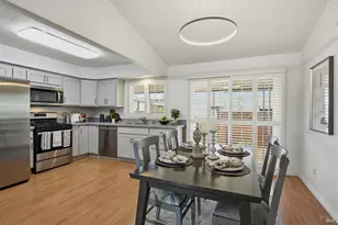 212 Julie Pl, Napa, CA 94558 - Photo 10