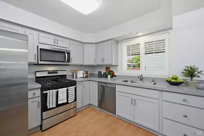 212 Julie Place, Napa, CA 94558 - Photo 6