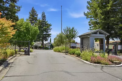 212 Julie Place, Napa, CA 94558 - Photo 36