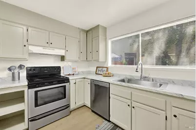723 Beelard Drive, Vacaville, CA 95687 - Photo 4