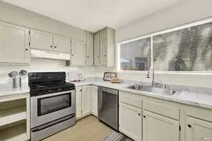 723 Beelard Dr, Vacaville, CA 95687 - Photo 4