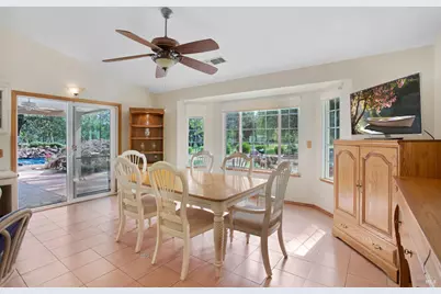 12805 Melonbank Drive, Redding, CA 96003 - Photo 24