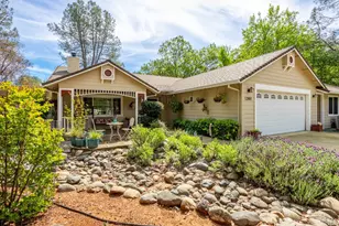 12805 Melonbank Dr, Redding, CA 96003 - Photo 2
