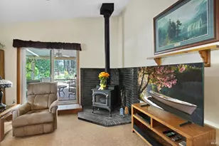 12805 Melonbank Dr, Redding, CA 96003 - Photo 10