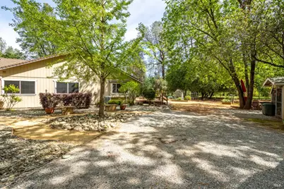12805 Melonbank Drive, Redding, CA 96003 - Photo 36