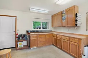 12805 Melonbank Dr, Redding, CA 96003 - Photo 28