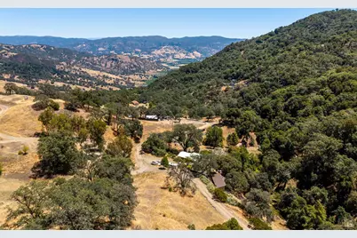 8970 Feliz Creek Drive, Ukiah, CA 95482 - Photo 26