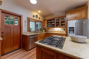 3350 Deerwood Dr, Ukiah, CA 95482 - Photo 8